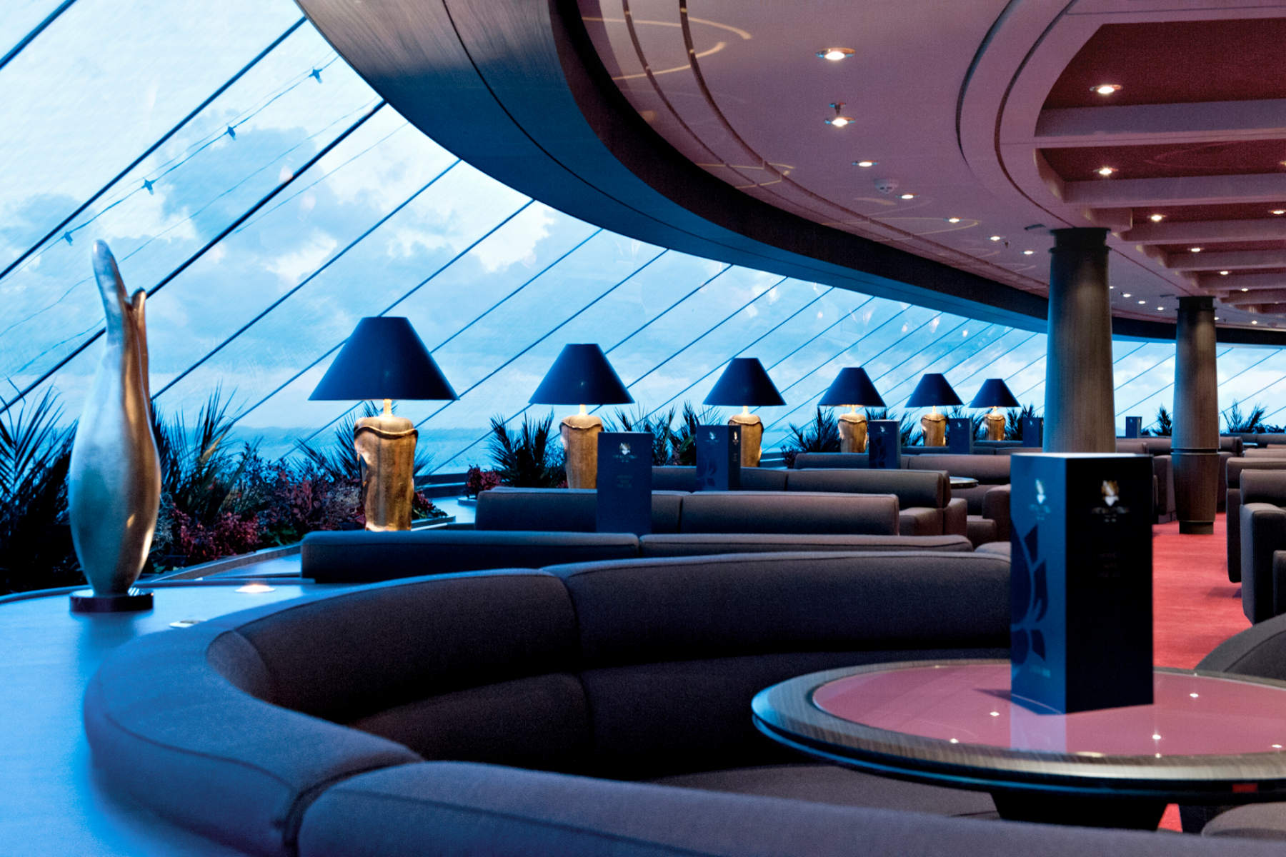 DESTINATIONS INEDITES MSC DIVINA MARS 2024
