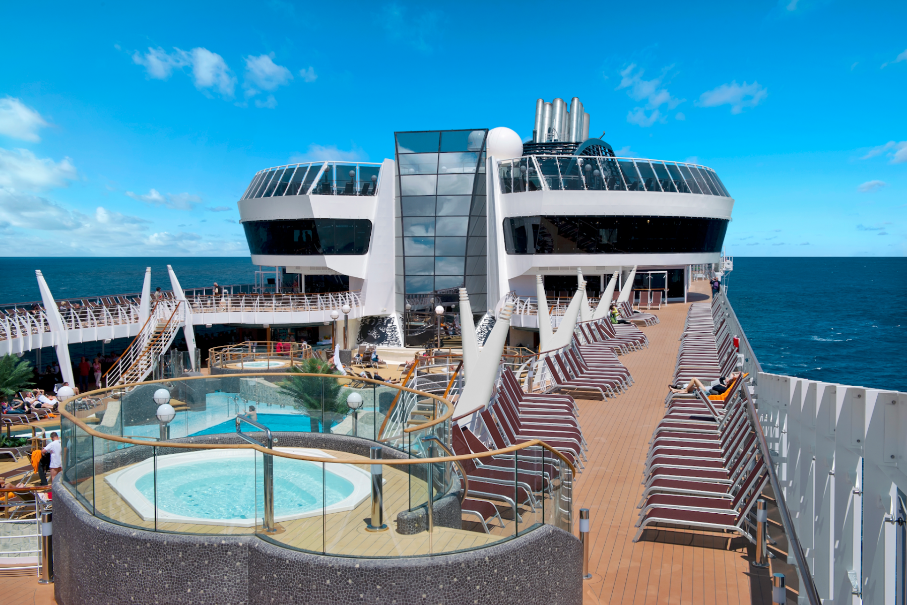 DESTINATIONS INEDITES MSC DIVINA MARS 2024